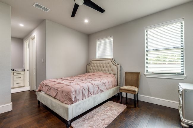 7281 Waters Edge Dr, House other with 5 bedrooms, 4 bathrooms and null parking in The Colony TX | Image 31