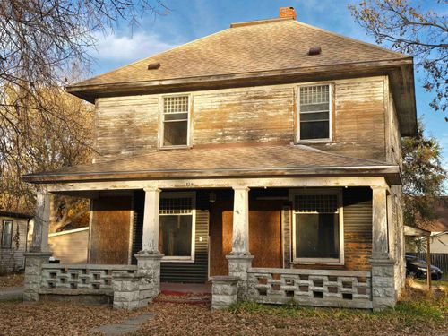 719 Kansas St, Concordia, KS, 66901-2917 | Card Image