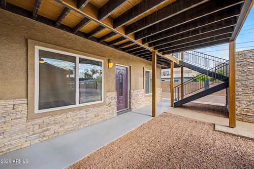 18-3233 N 37th Street, Phoenix, AZ, 85018 | Card Image