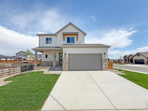 825 Doubleleaf Dr, Windsor, CO, 80550-3852 | Card Image