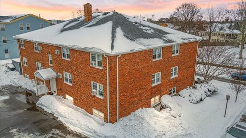 b2-40 Railroad Ave, Beverly, MA, 01915 | Card Image