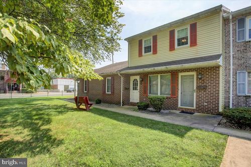 apt-h-521 W King St, SHIPPENSBURG, PA, 17257-1658 | Card Image