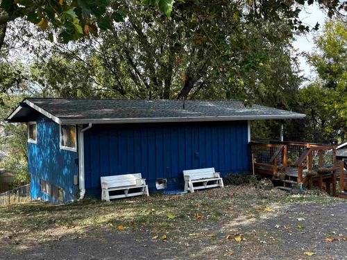 615 Se Taylor St, Pullman, WA, 99163-2705 | Card Image