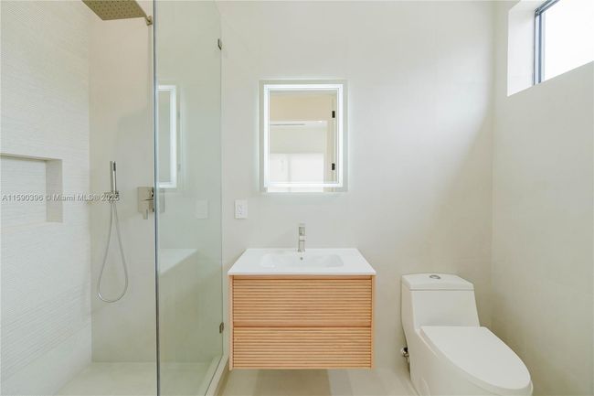 549 East Dr, House other with 4 bedrooms, 4 bathrooms and null parking in Miami Springs FL | Image 46