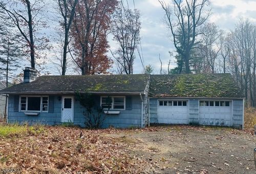 189 Center Grove Rd, Randolph, NJ, 07869-2006 | Card Image