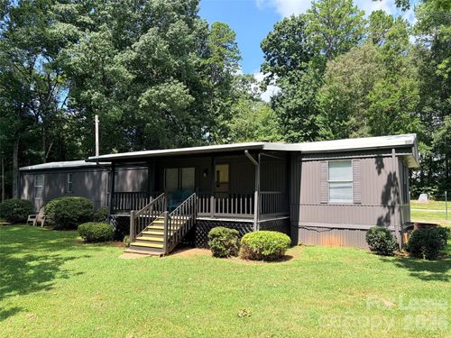 8112 Blackwood Rd, Denver, NC, 28037-8530 | Card Image