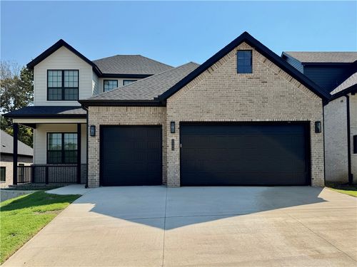 2544 N Crossover Rd, Fayetteville, AR, 72703-4368 | Card Image