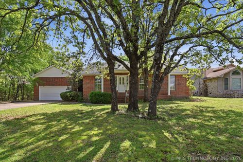 508 S 16th St, McAlester, OK, 74501-6026 | Card Image