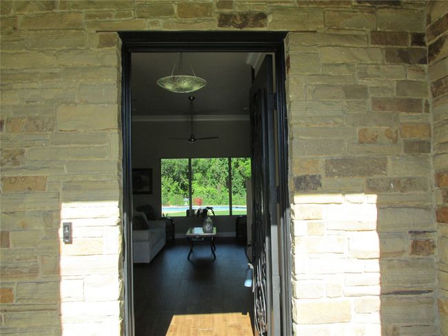 Beautiful entry and front door | Image 31
