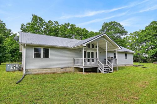 8607 Crossville Hwy, Sparta, TN, 38583-3125 | Card Image