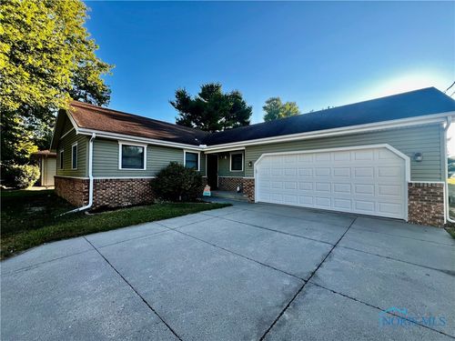 17630 Woodburn Ave, Grand Rapids, OH, 43522-9745 | Card Image