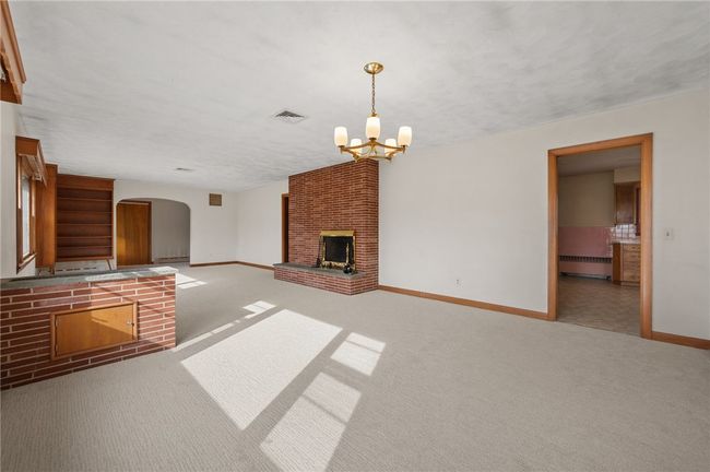 21 Top St, House other with 3 bedrooms, 3 bathrooms and 8 parking in Westerly RI | Image 8