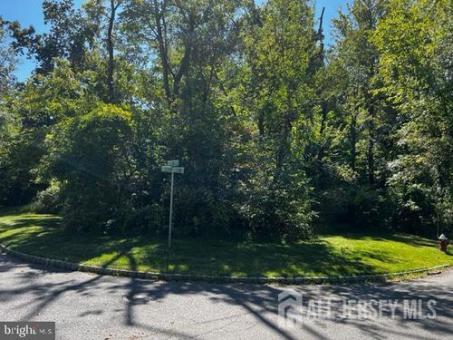 21 Bogart Ct, Princeton, NJ, 08540-7544 | Card Image