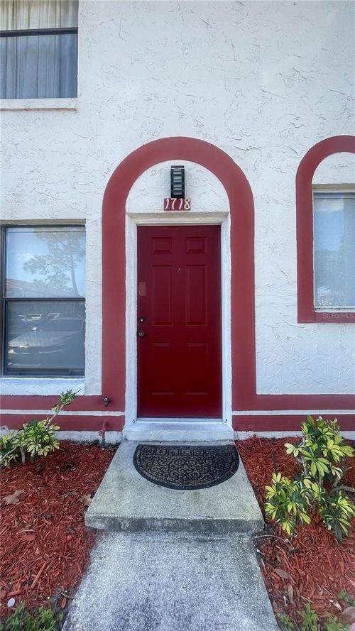 102-1718 Silver Creek Ct, Orlando, FL, 32807-4242 | Card Image