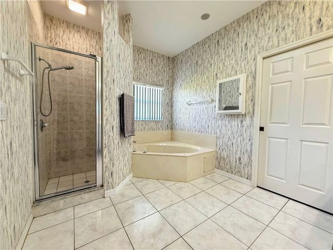 51 Joy Haven Dr, House other with 3 bedrooms, 2 bathrooms and null parking in SEBASTIAN FL | Image 20