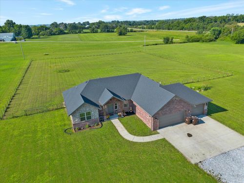 206 Maria Rd, Clever, MO, 65631-4203 | Card Image