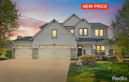 4251 Settlers Ridge Rd Ne, Belmont, MI, 49306-8015 | Card Image