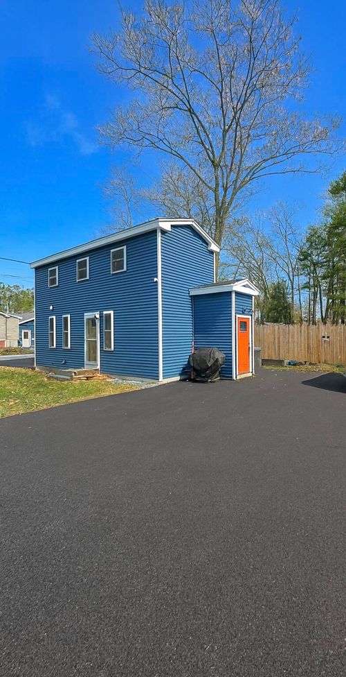 43 Grove Avenue, Old Orchard Beach, ME, 04064 | Card Image