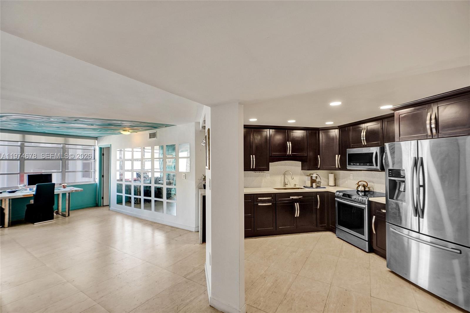 Residential in Aventura 5
