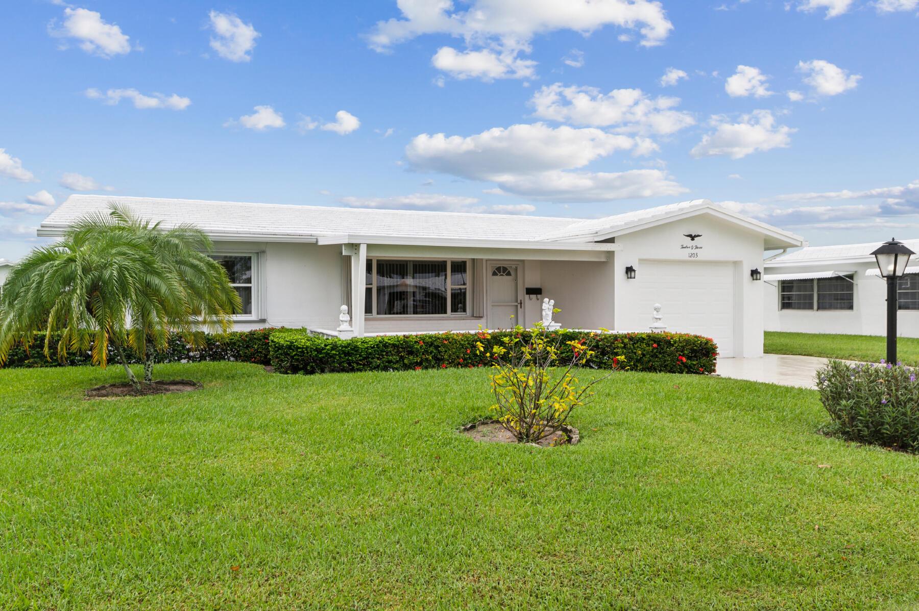 22nd St, Boynton Beach, FL 33426