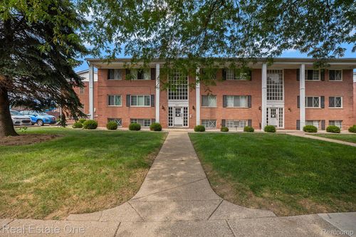apt-1-8201 Denwood Dr, Sterling Heights, MI, 48312-5974 | Card Image