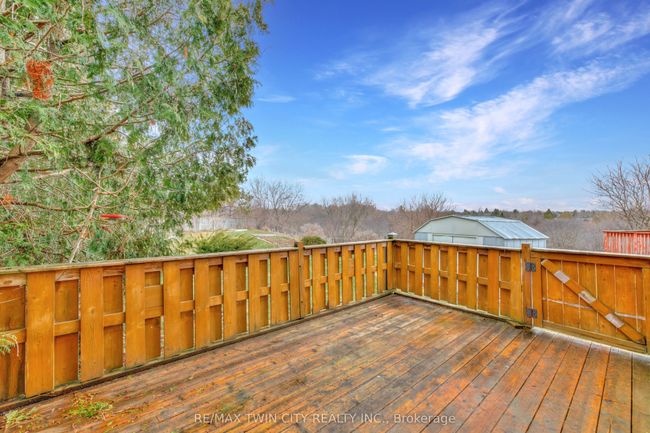 44 Cole Rd, House attached with 3 bedrooms, 2 bathrooms and 3 parking in Guelph ON | Image 32