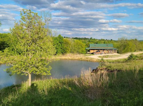 1878 Trophy Run Ln, Harpers Ferry, IA, 52146-7603 | Card Image