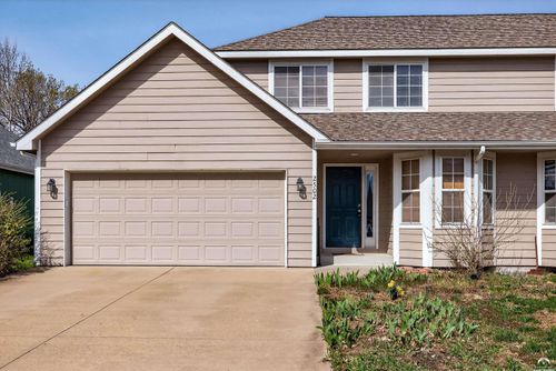 2502 E 27th Ter, Lawrence, KS, 66046-5627 | Card Image