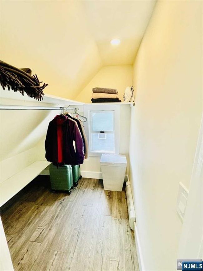 60 Bellevue Ave, House other with 3 bedrooms, 2 bathrooms and null parking in Elmwood Park NJ | Image 20