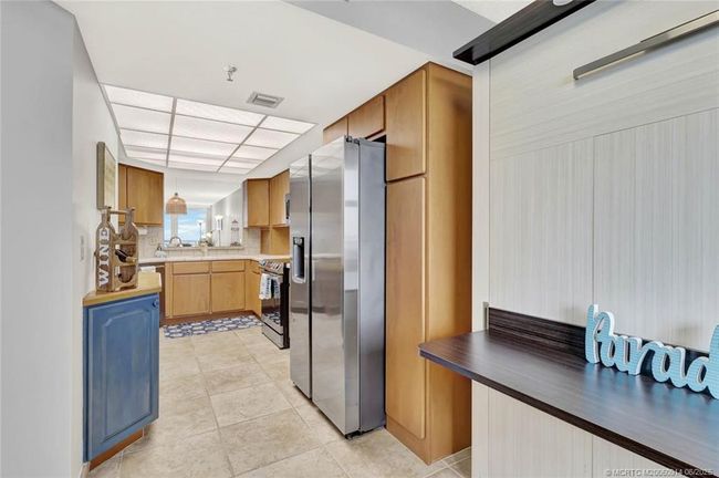 APT-1204 - 9600 Ocean Dr, Condo with 2 bedrooms, 2 bathrooms and null parking in Jensen Beach FL | Image 7