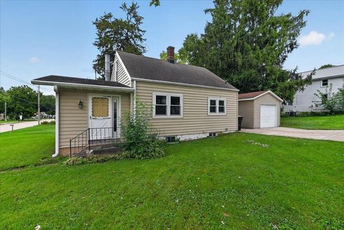 301 N Stevenson Street, Deforest, WI, 53598 | Card Image