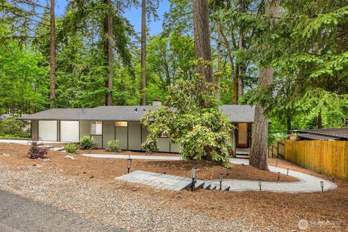 400 Sw Forest Pl, Issaquah, WA, 98027-4605 | Card Image