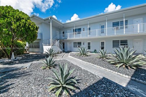 apt-25-7271 Gary Ave, Miami Beach, FL, 33141-2538 | Card Image