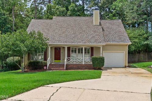 111 Brook Hollow Ct, Cary, NC, 27513-4932 | Card Image
