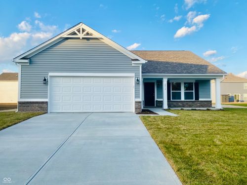 2013 Sandhill Dr, Seymour, IN, 47274-7000 | Card Image