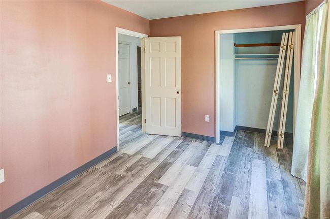 Unfurnished bedroom/office | Image 17