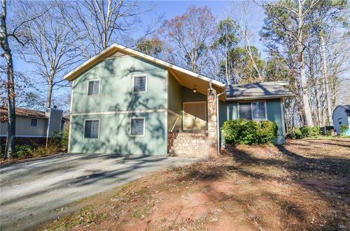 3173 Falconhurst Dr Sw, Lilburn, GA, 30047-1900 | Card Image