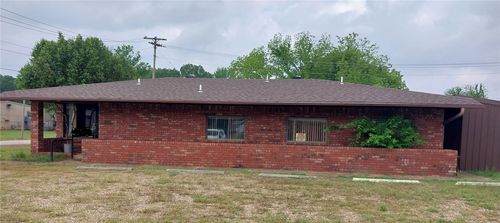 311 Pennington Dr, Paris, AR, 72855-3717 | Card Image