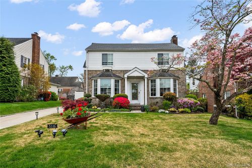 53-16 Concord St, Little Neck, NY, 11362 | Card Image