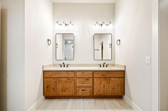 Master Bath | Image 22
