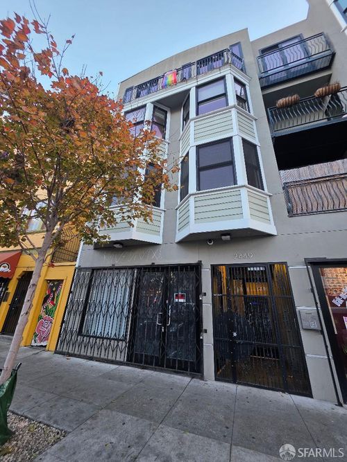 comm1-2889 24th St, San Francisco, CA, 94110-4271 | Card Image