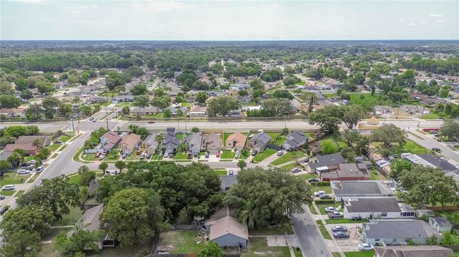 9785 Piney Point Cir, House other with 3 bedrooms, 2 bathrooms and null parking in Orlando FL | Image 32
