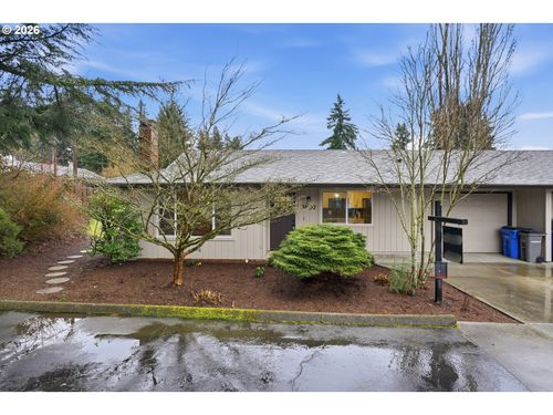 3807 Ne 45th St, Vancouver, WA, 98661-2521 | Card Image