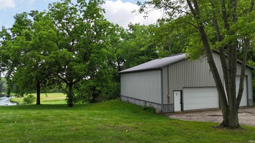 5144 E Mckenna Rd, Warsaw, IN, 46582-8026 | Card Image