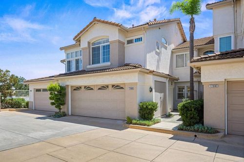 unit-b-1298 El Mercado Way, Oceanside, CA, 92057-7815 | Card Image