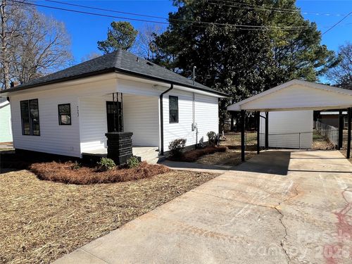 722 Austin St, Albemarle, NC, 28001-3704 | Card Image