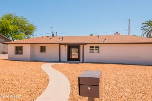 5324 E 8th Street, Tucson, AZ, 85711 | Card Image
