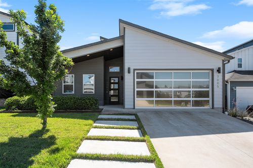 7005 Boyle Dr, Austin, TX, 78724-3521 | Card Image