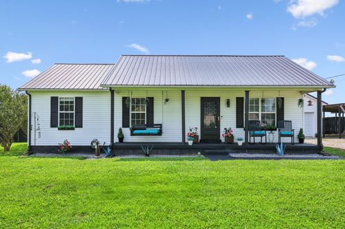106 Cayenne Rd, Bell Buckle, TN, 37020-4861 | Card Image