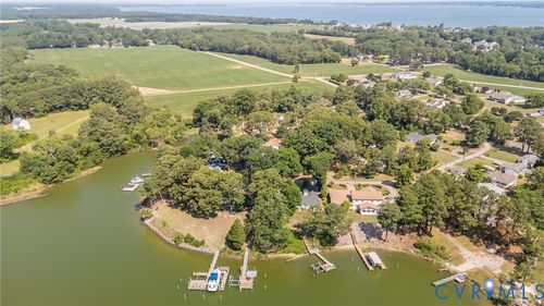 142 Circle Dr, Deltaville, VA, 23043-2135 | Card Image